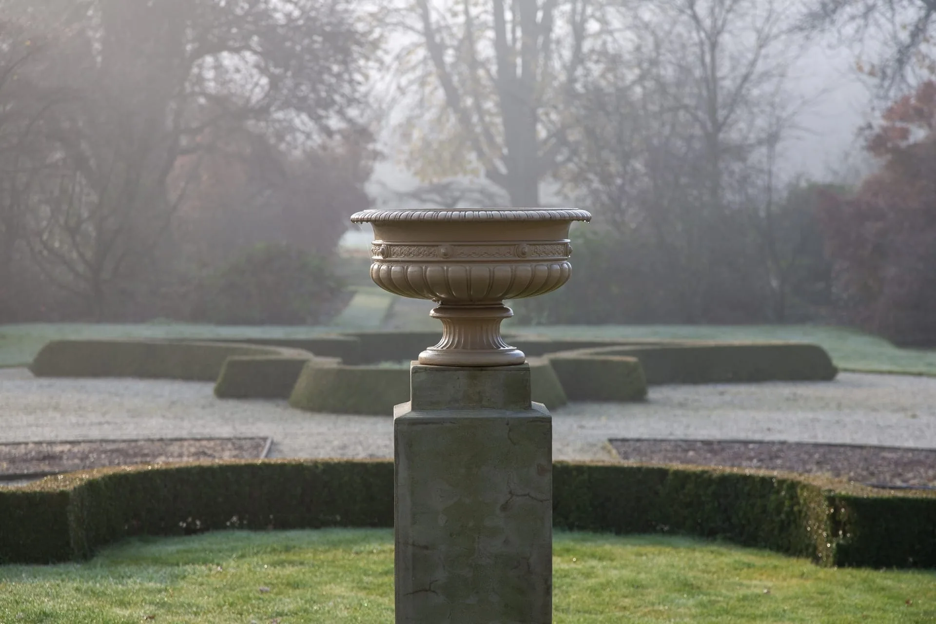 Stone planters and border set